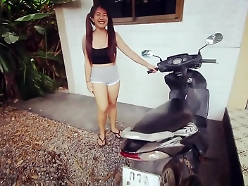 JAV Thicc ass Asian girl next door gets her Honda scooter fixed by black dude in Part 1