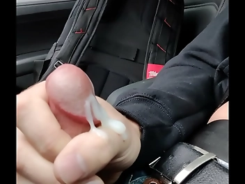Jizz-Soaked Hands After a Steamy Car Ride in Vegas: A Worthy Reward for a Horny Mind!