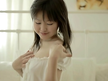 Experience the Ultimate Oriental Orifice Finger Bang Session with Fen!