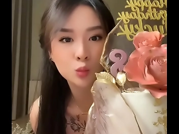 Nipslip Alert! 🚨 💦 Chinese Goddess Exposes Her Luscious Nipples on TikTok 💦🚨